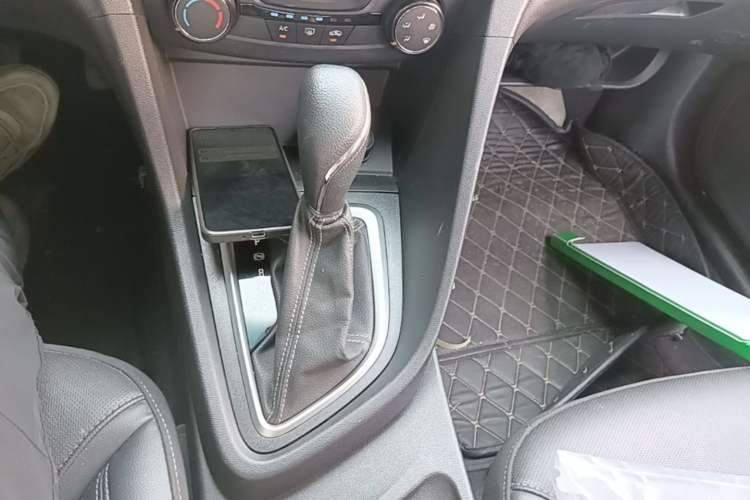 Used Buick GT 2021 Revised Version Flagship 1.5L Automatic Elite Edition Gear Lever
