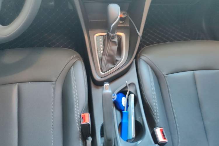 Used Buick GT 2021 Revised Version Flagship 1.5L Automatic Entry-Level Trim Gear Lever