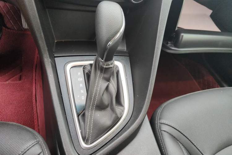 Used Buick GT 2021 Revised Version Flagship 1.5L Automatic Elite Edition Gear Lever