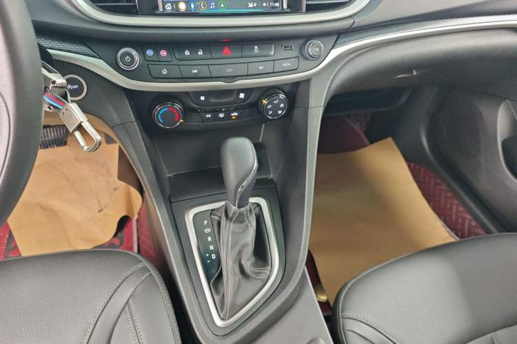 Used Buick GT 2021 Revised Version Flagship 1.5L Automatic Elite Edition Gear Lever