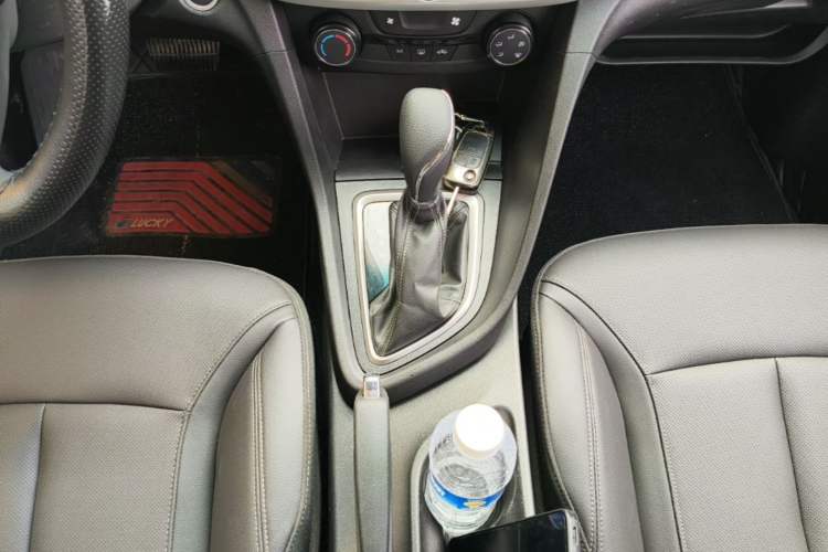 Used Buick GT 2021 Revised Version Flagship 1.5L Automatic Elite Edition Gear Lever
