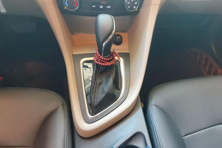 Used Buick GT 2021 Exemplar 1.5L Automatic Entry-Level Trim Gear Lever