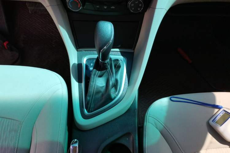 Used Buick GT 2021 Exemplar 1.5L Automatic Entry-Level Trim Gear Lever