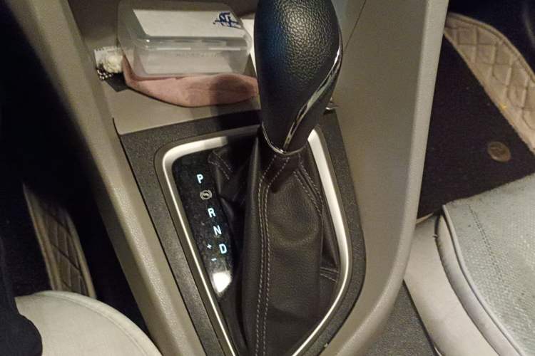 Used Buick GT 2021 Exemplar 1.5L Automatic Elite Version Gear Lever