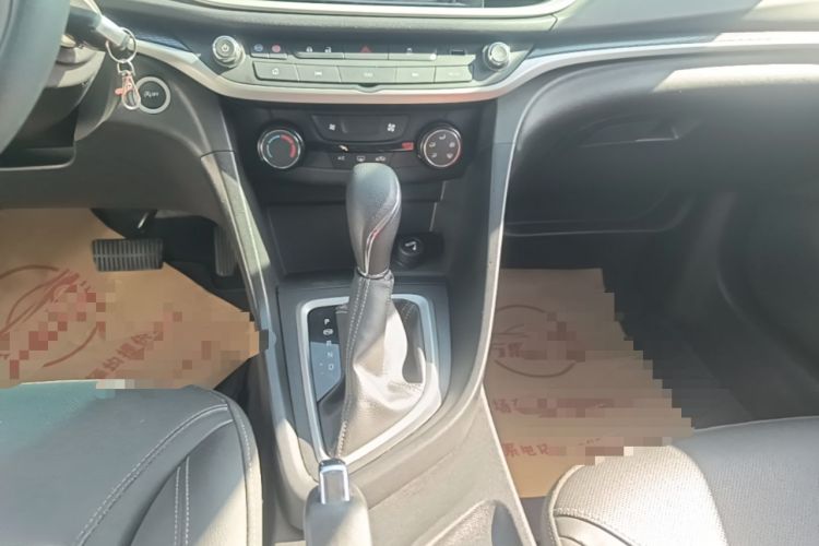 Used Buick GT 2021 1.3T Automatic Mild Hybrid Elite Version Gear Lever
