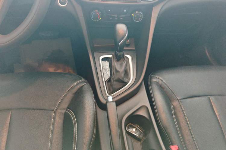 Used Buick GT 2021 Revised Version Flagship 1.5L Automatic Entry-Level Trim Gear Lever