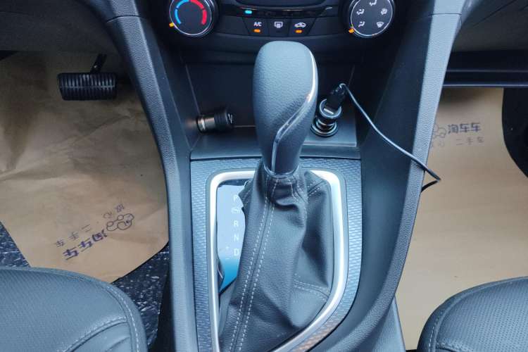 Used Buick GT 2021 Revised Version Flagship 1.5L Automatic Elite Edition Gear Lever