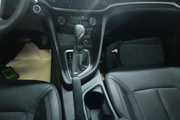 Used Buick GT 2021 Revised Version Flagship 1.5L Automatic Elite Edition Gear Lever