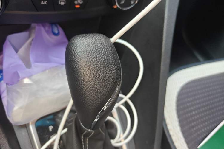 Used Buick GT 2021 Revised Version Flagship 1.5L Automatic Elite Edition Gear Lever