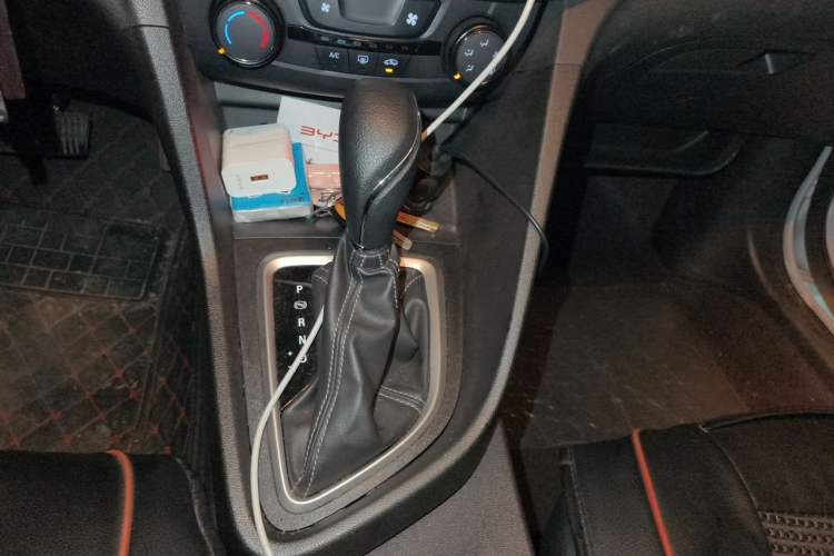 Used Buick GT 2021 Revised Version Flagship 1.5L Automatic Elite Edition Gear Lever