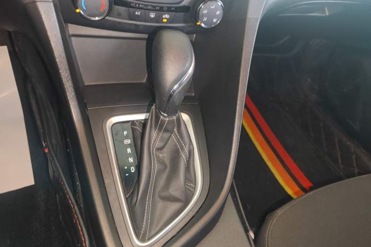 Used Buick GT 2021 1.3T Automatic Mild Hybrid Entry Model Gear Lever