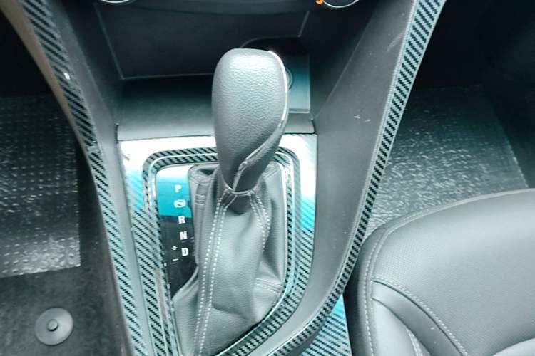 Used Buick GT 2021 Revised Version Flagship 1.5L Automatic Elite Edition Gear Lever