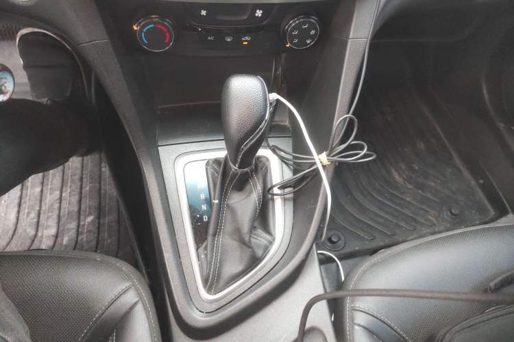 Used Buick GT 2021 Revised Version Flagship 1.5L Automatic Elite Edition Gear Lever