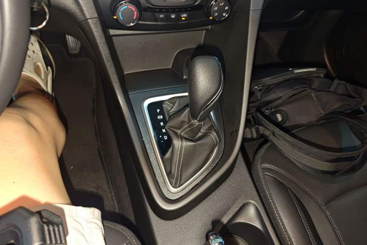 Used Buick GT 2021 Revised Version Flagship 1.5L Automatic Elite Edition Gear Lever