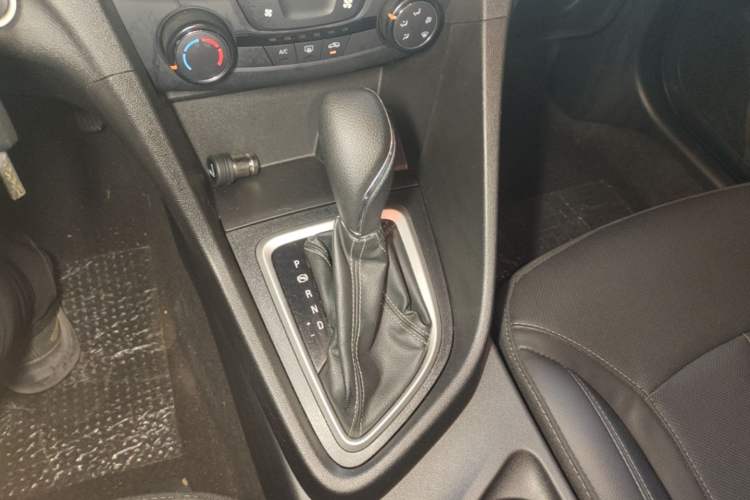 Used Buick GT 2021 Revised Version Flagship 1.5L Automatic Elite Edition Gear Lever