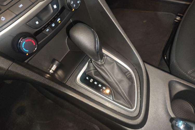 Used Buick GT 2021 Revised Version Flagship 1.5L Automatic Elite Edition Gear Lever