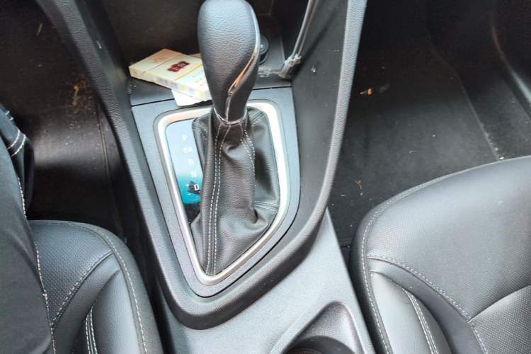 Used Buick GT 2021 Revised Version Flagship 1.5L Automatic Elite Edition Gear Lever