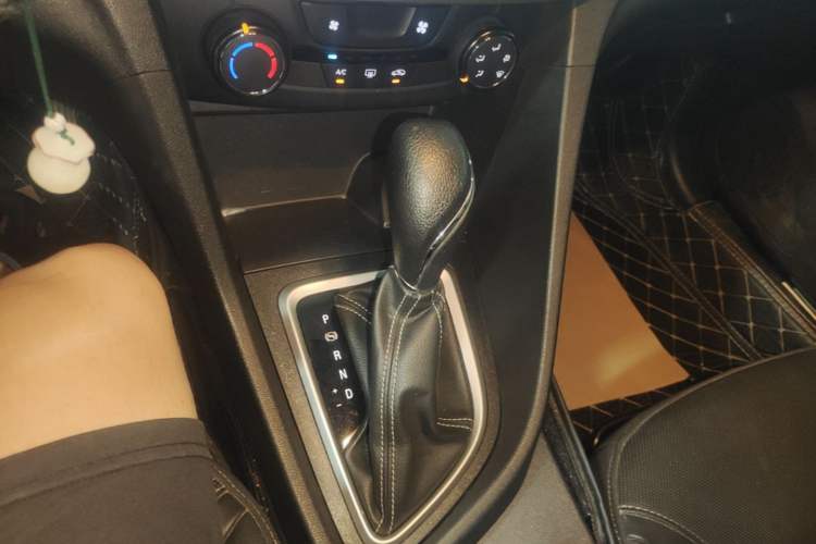 Used Buick GT 2021 Revised Version Flagship 1.5L Automatic Elite Edition Gear Lever