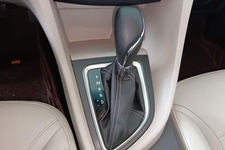 Used Buick GT 2021 Exemplar 1.5L Automatic Elite Version Gear Lever