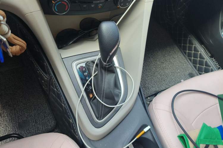 Used Buick GT 2021 Exemplar 1.5L Automatic Elite Version Gear Lever