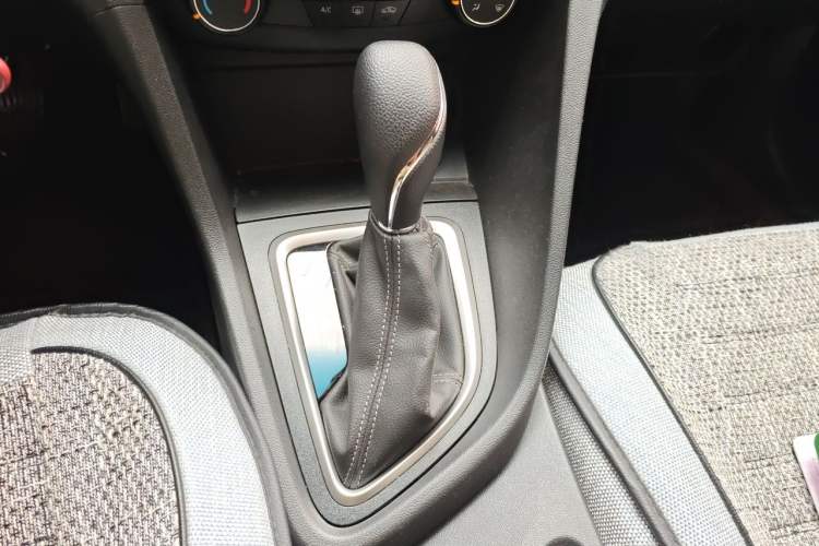 Used Buick GT 2021 Revised Version Flagship 1.5L Automatic Elite Edition Gear Lever