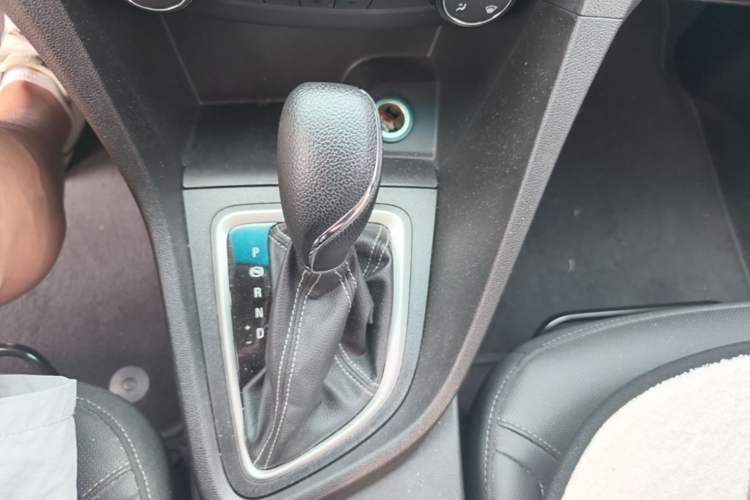 Used Buick GT 2021 Revised Version Flagship 1.5L Automatic Elite Edition Gear Lever