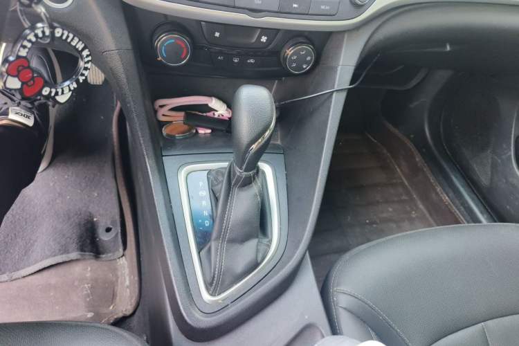 Used Buick GT 2021 Revised Version Flagship 1.5L Automatic Elite Edition Gear Lever