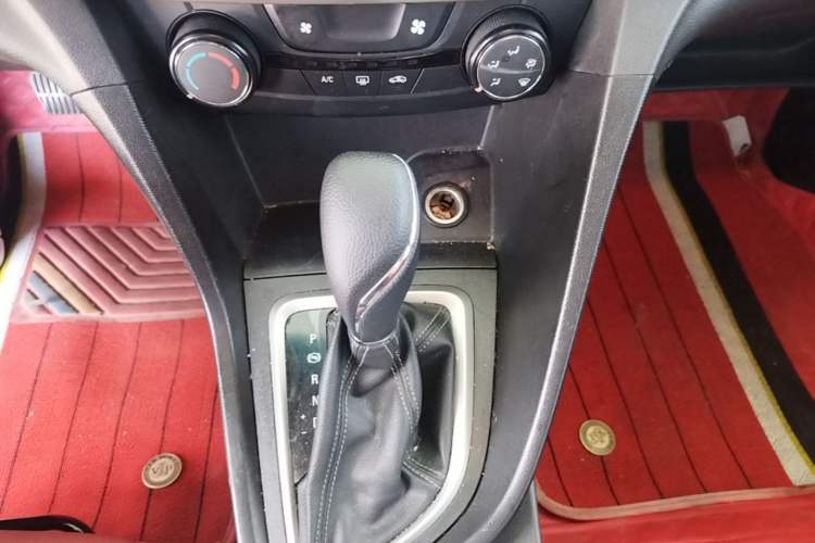 Used Buick GT 2021 1.3T Automatic Mild Hybrid Elite Version Gear Lever