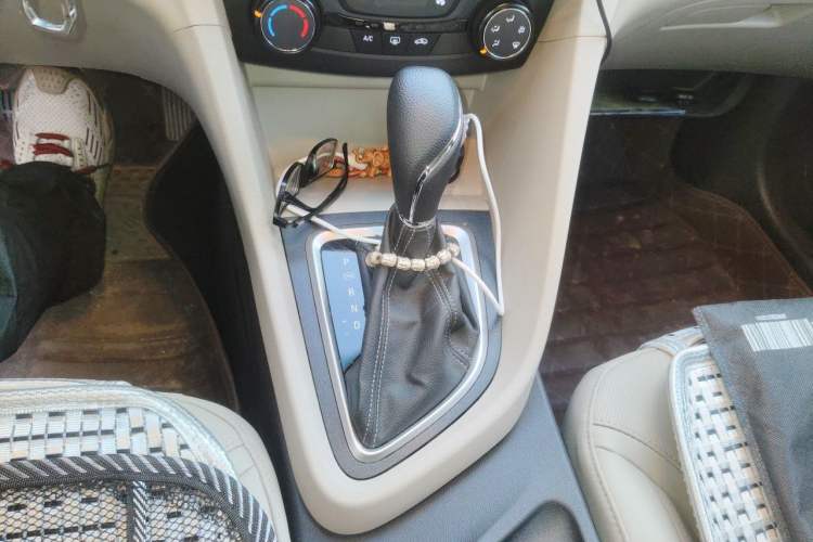 Used Buick GT 2021 Exemplar 1.5L Automatic Elite Version Gear Lever