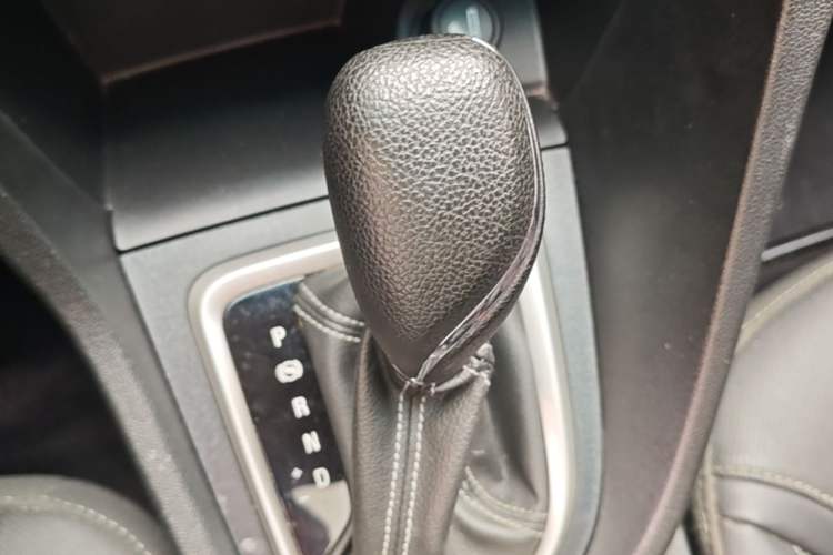 Used Buick GT 2021 Revised Version Flagship 1.5L Automatic Elite Edition Gear Lever
