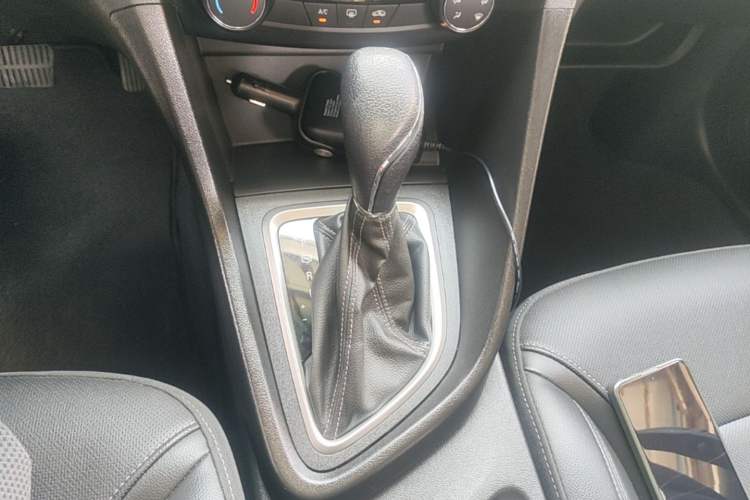 Used Buick GT 2021 1.3T Automatic Mild Hybrid Elite Version Gear Lever