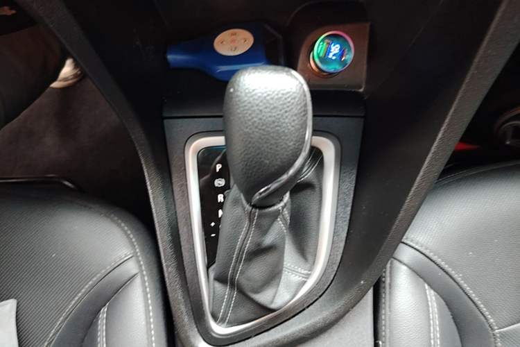 Used Buick GT 2021 Revised Version Flagship 1.5L Automatic Elite Edition Gear Lever