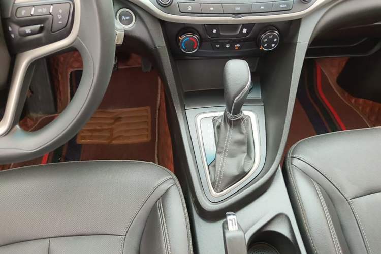 Used Buick GT 2021 Revised Version Flagship 1.5L Automatic Elite Edition Gear Lever