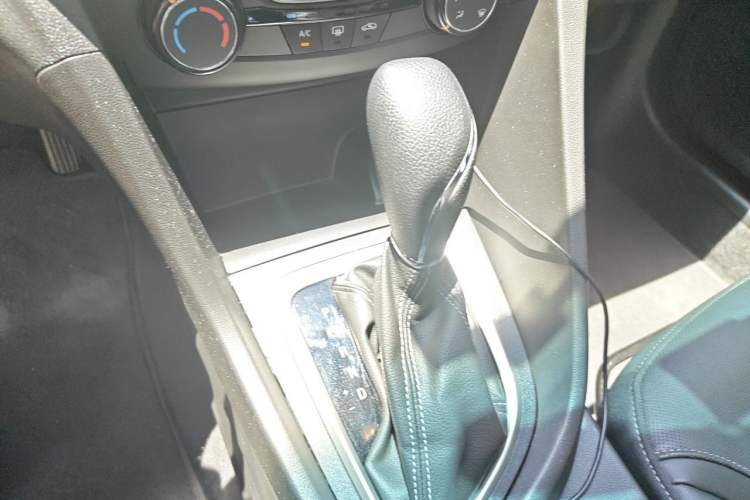 Used Buick GT 2021 Revised Version Flagship 1.5L Automatic Elite Edition Gear Lever
