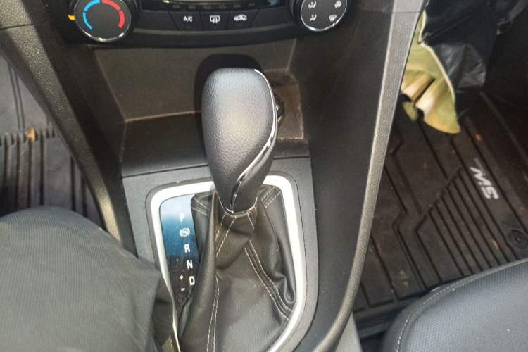 Used Buick GT 2021 1.3T Automatic Mild Hybrid Elite Version Gear Lever