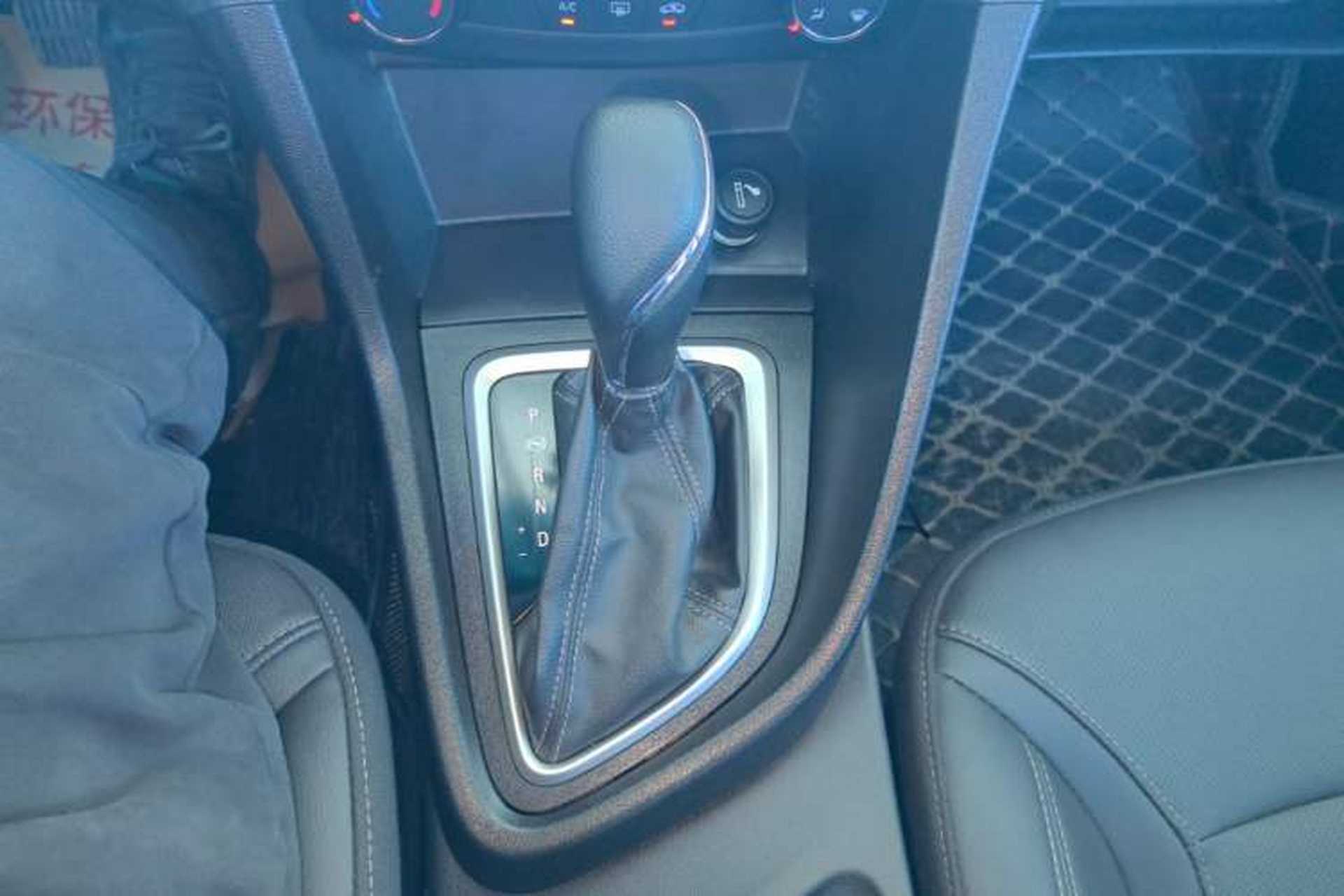 Used Buick GT 2021 Revised Version Flagship 1.5L Automatic Elite Edition Gear Lever