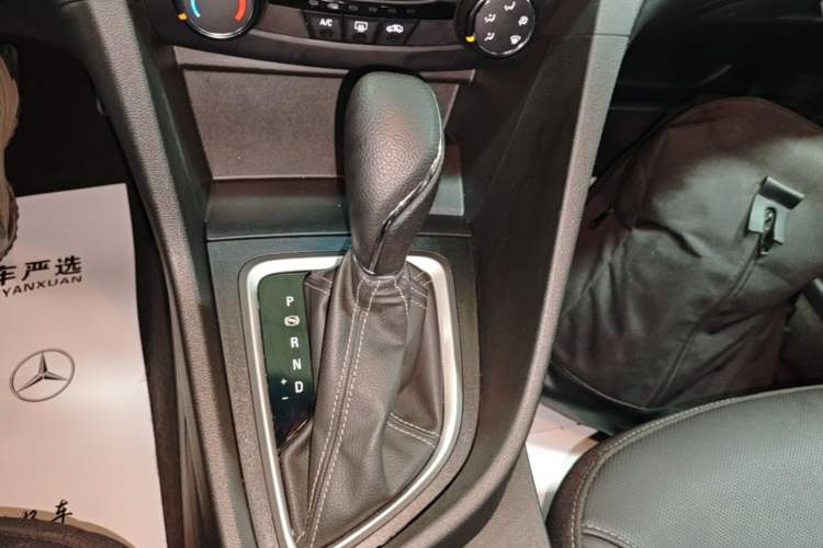 Used Buick GT 2021 Revised Version Flagship 1.5L Automatic Entry-Level Trim Gear Lever