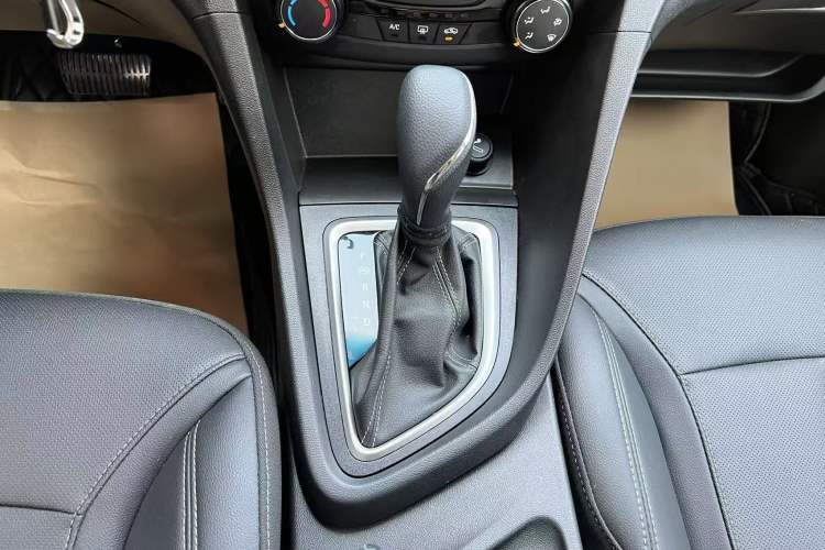 Used Buick GT 2021 Revised Version Flagship 1.5L Automatic Elite Edition Gear Lever