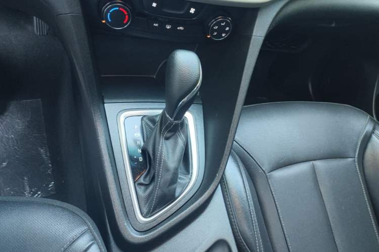 Used Buick GT 2021 Revised Version Flagship 1.5L Automatic Elite Edition Gear Lever