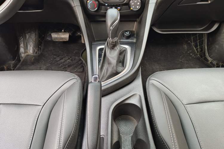 Used Buick GT 2021 Revised Version Flagship 1.5L Automatic Elite Edition Gear Lever