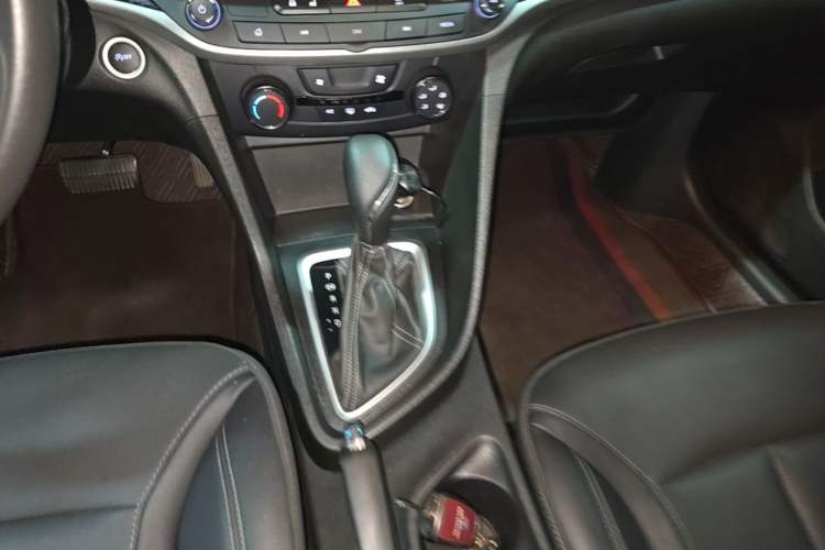 Used Buick GT 2021 Revised Version Flagship 1.5L Automatic Entry-Level Trim Gear Lever