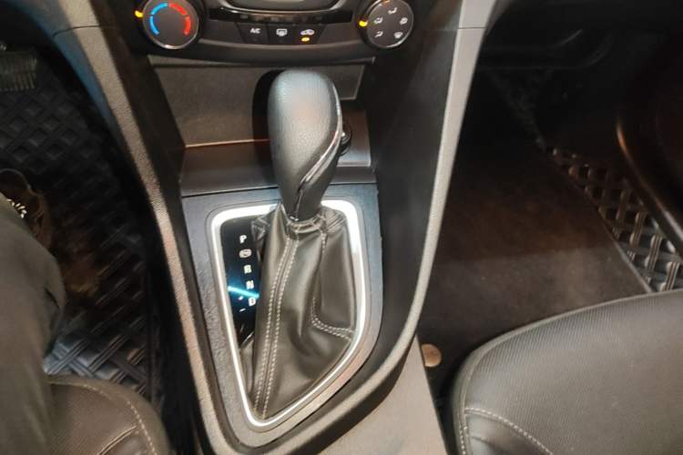 Used Buick GT 2021 Revised Version Flagship 1.5L Automatic Elite Edition Gear Lever