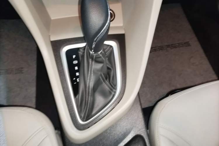 Used Buick GT 2021 Exemplar 1.5L Automatic Elite Version Gear Lever