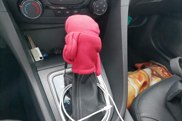 Used Buick GT 2021 Revised Version Flagship 1.5L Automatic Elite Edition Gear Lever