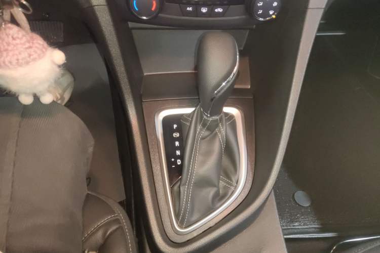 Used Buick GT 2021 Revised Version Flagship 1.5L Automatic Elite Edition Gear Lever