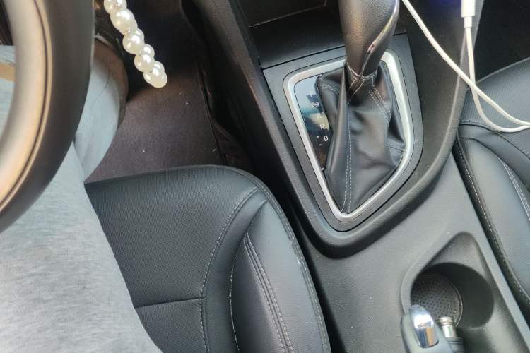 Used Buick GT 2021 Revised Version Flagship 1.5L Automatic Elite Edition Gear Lever