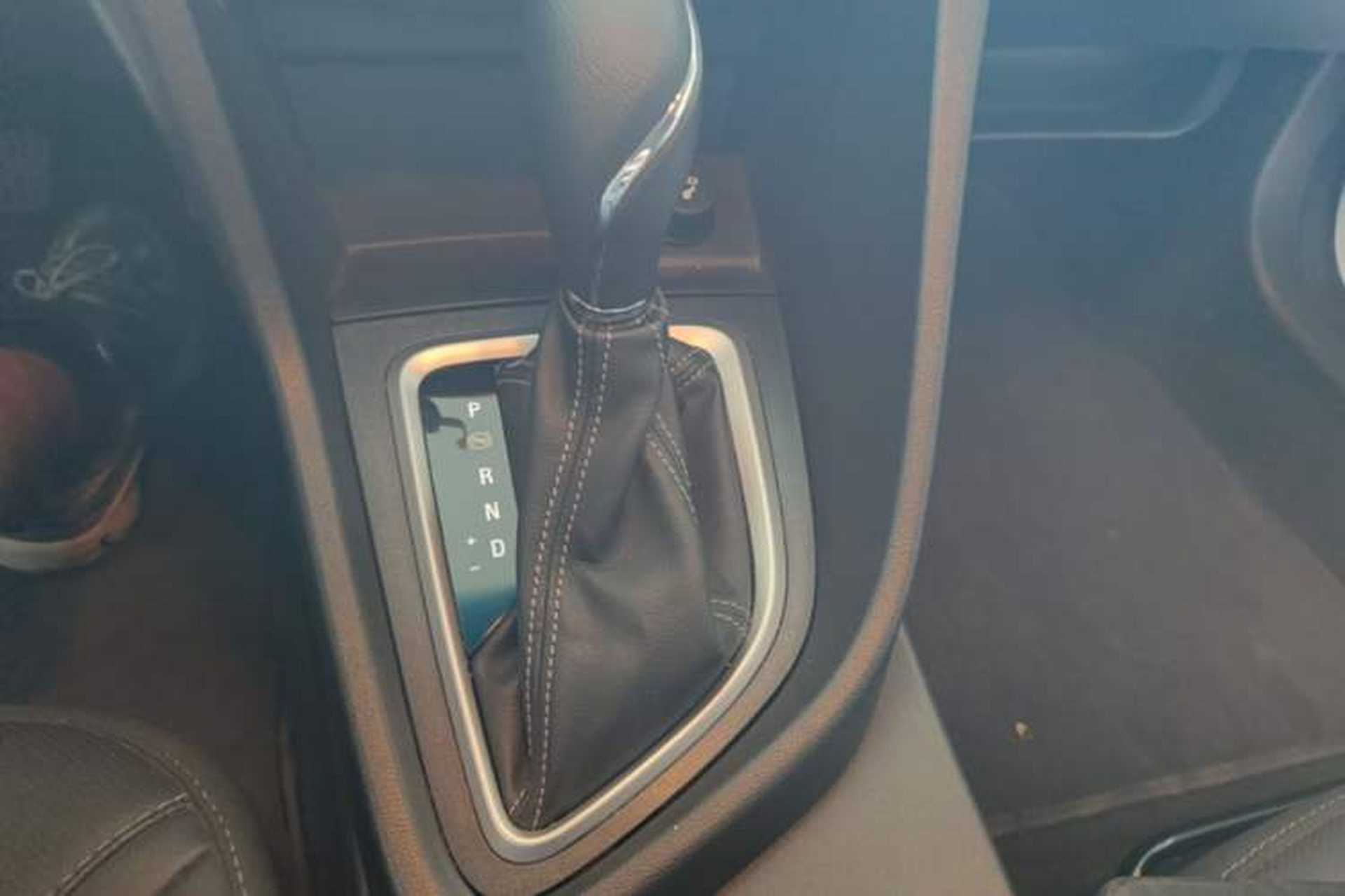 Used Buick GT 2021 Revised Version Flagship 1.5L Automatic Elite Edition Gear Lever