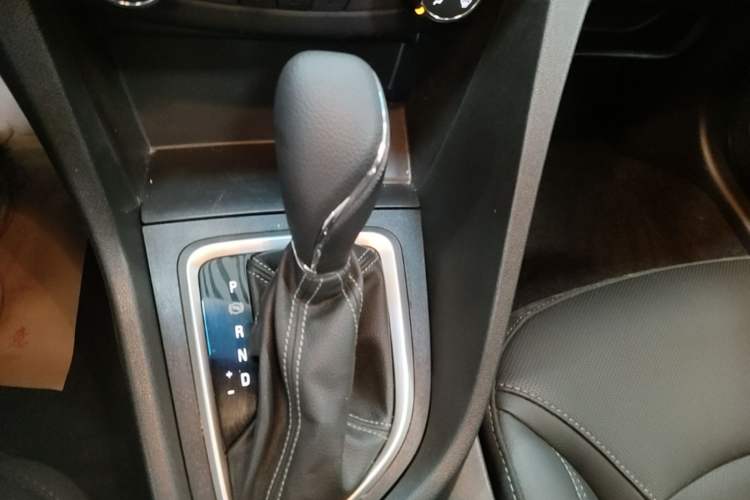 Used Buick GT 2021 Revised Version Flagship 1.5L Automatic Elite Edition Gear Lever