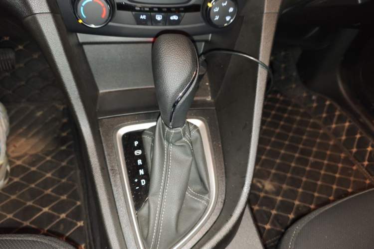 Used Buick GT 2021 Revised Version Flagship 1.5L Automatic Elite Edition Gear Lever