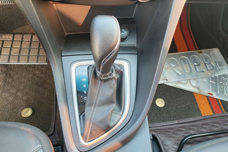 Used Buick GT 2021 Revised Version Flagship 1.5L Automatic Elite Edition Gear Lever